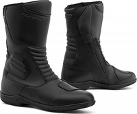 Forma Avenue,  boots