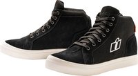 Icon Carga,  shoes,  color: Black/White,  size: 8.5 US