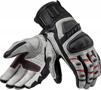 Revit Cayenne 2,  gloves